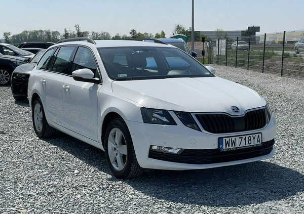 Skoda Octavia cena 46900 przebieg: 152000, rok produkcji 2017 z Wojkowice małe 172